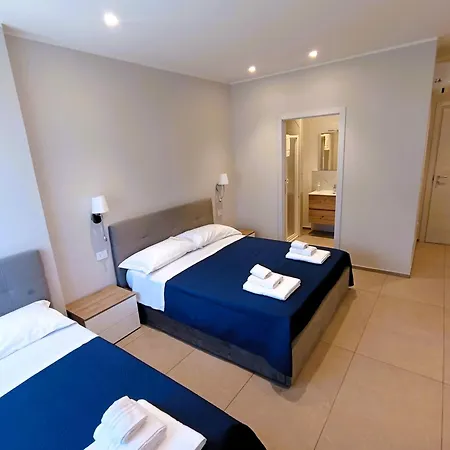 Гостьовий будинок Mile 3*